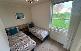 Cozy Holiday Home In Julianadorp With Garden